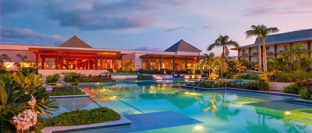 Crowne-Plaza-Fiji-Nadi-Bay-Resort-Spa-Pool-Sunset-View
